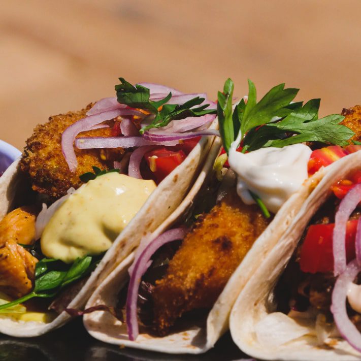 Mexické jídlo v restauraci Kitepower El Gouna – tacos, fajitas a další speciality